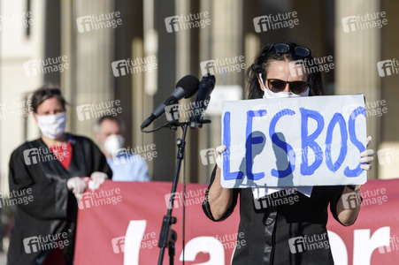 Demonstration für die Evakuierung der griechischen Flüchtlingslager in Berlin