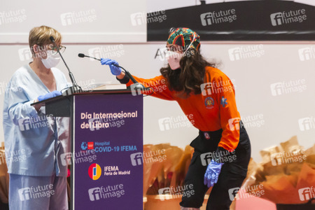 Lesung im Corona Behelfskrankenhaus in Madrid