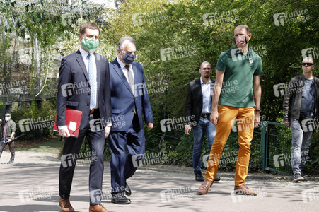 Pressegespräch mit den Ministerpräsidenten Kretschmer und Haseloff in Halle