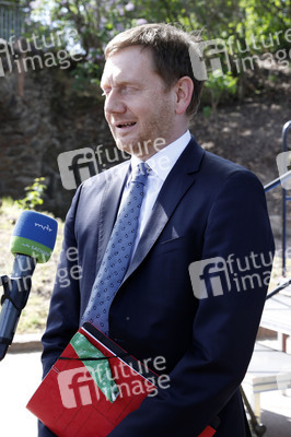 Pressegespräch mit den Ministerpräsidenten Kretschmer und Haseloff in Halle