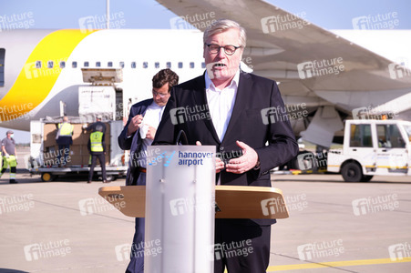 Ankunft von Corona-Schutzmaterialien aus China in Hannover