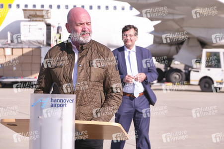 Ankunft von Corona-Schutzmaterialien aus China in Hannover