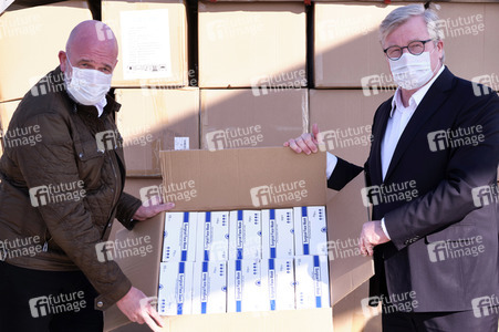 Ankunft von Corona-Schutzmaterialien aus China in Hannover