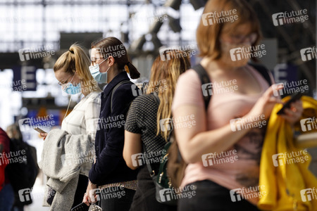 Symbolfoto Maskenpflicht