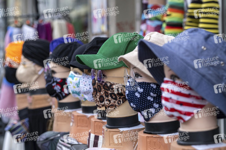 Symbolfoto Mund-Nasen-Schutz