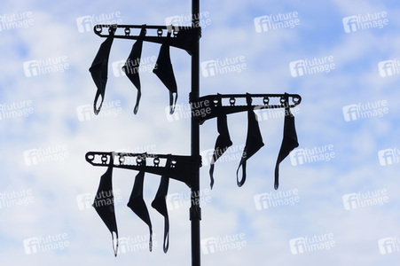 Symbolfoto Mundschutzdesinfektion