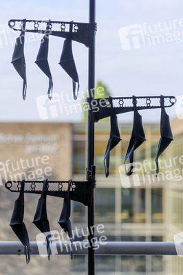 Symbolfoto Mundschutzdesinfektion