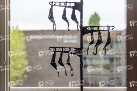 Symbolfoto Mundschutzdesinfektion