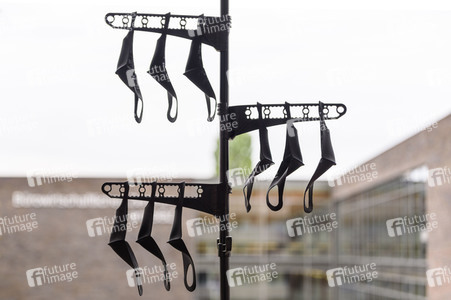 Symbolfoto Mundschutzdesinfektion