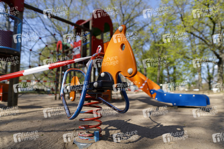 Symbolfoto Lockerung der Corona-Maßnahmen