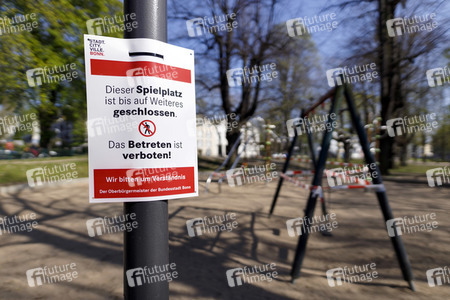 Symbolfoto Lockerung der Corona-Maßnahmen