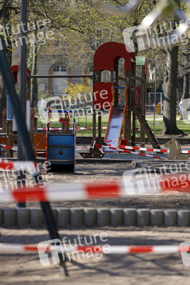 Symbolfoto Lockerung der Corona-Maßnahmen