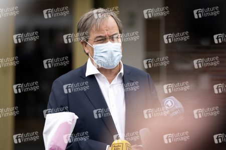 Armin Laschet besucht das Ford-Werk in Köln