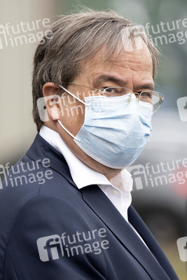 Armin Laschet besucht das Ford-Werk in Köln