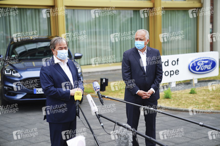 Armin Laschet besucht das Ford-Werk in Köln