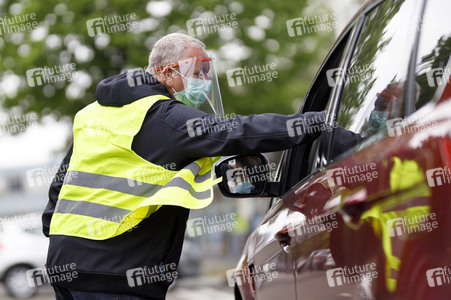 Armin Laschet besucht das Ford-Werk in Köln