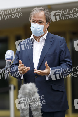 Armin Laschet besucht das Ford-Werk in Köln