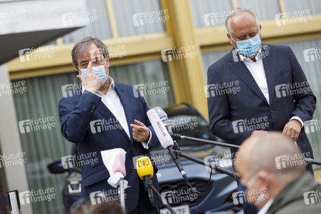 Armin Laschet besucht das Ford-Werk in Köln