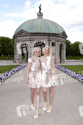 Fototermin mit Nina und Julia Meise in München