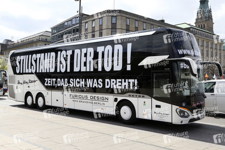 Reisebusdemo in Hamburg