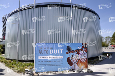 Auto Dult in Taufkirchen
