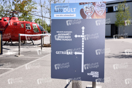 Auto Dult in Taufkirchen