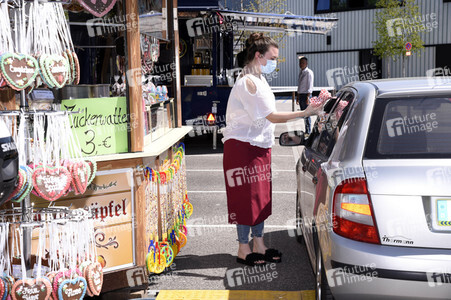 Auto Dult in Taufkirchen