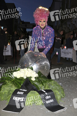 Mahnwache zum Erhalt der Kiez-Kultur in Hamburg