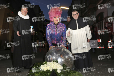 Mahnwache zum Erhalt der Kiez-Kultur in Hamburg