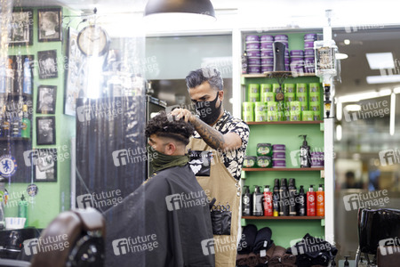 Symbolfoto Corona-Lockerungen