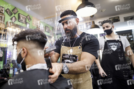 Symbolfoto Corona-Lockerungen