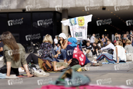 Demo gegen Corona-Maßnahmen in Köln