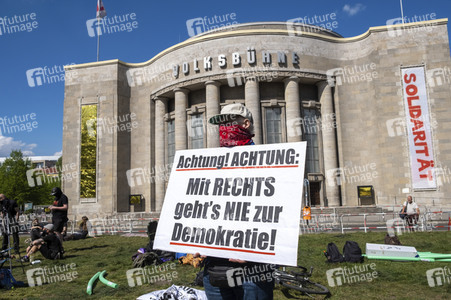 Protest gegen die Einschränkung der Grundrechte in Berlin