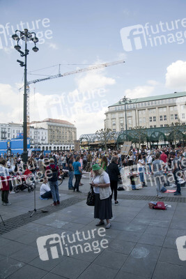 Demo gegen die Einschränkung der Grundrechte in Hamburg