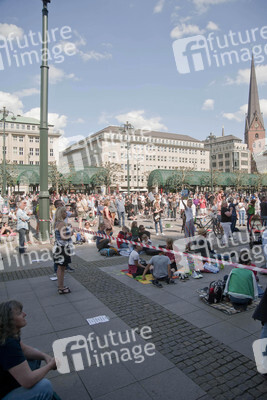 Demo gegen die Einschränkung der Grundrechte in Hamburg