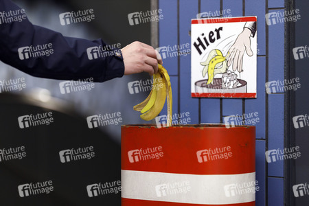 Symbolfoto Mülleimer