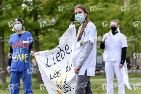 'Walk of Care' Demonstration in Berlin