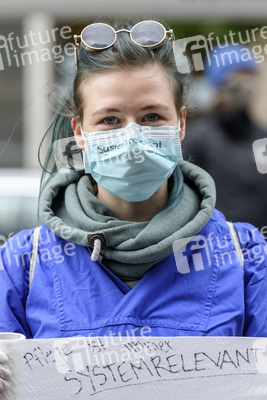 Demonstration vom Aktionsbündnis 'Gesundheit ohne Profite' in Berlin