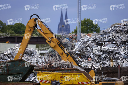 Symbolfoto Schrottplatz