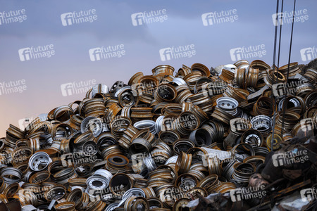 Symbolfoto Schrottplatz