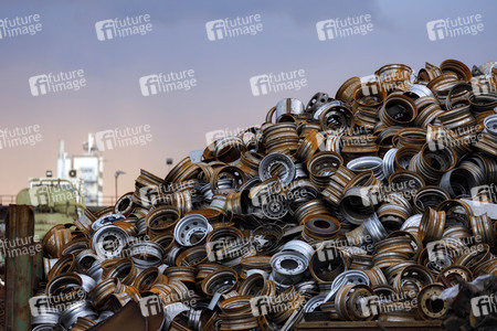 Symbolfoto Schrottplatz