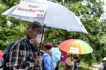Corona Soforthilfe Demo in in Berlin