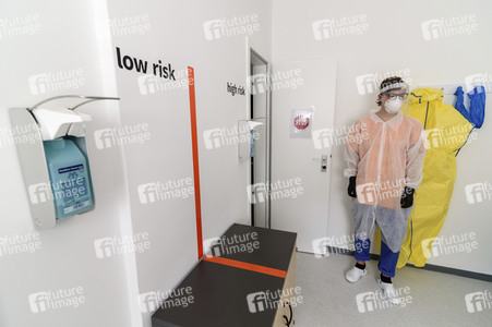 Vorstellung der ersten COVID-19-Quarantäne-Station für Obdachlose in Berlin