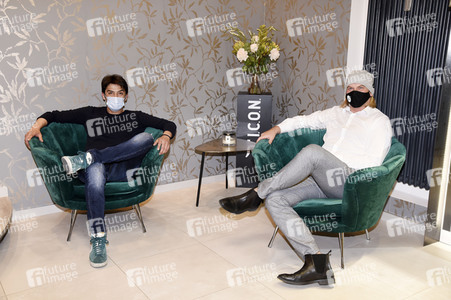 Friseurbesuch von Adrian Can in München