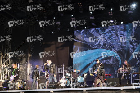 Autokultur-Konzert von Fury in the Slaughterhouse in Hannover