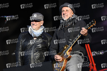 Autokultur-Konzert von Fury in the Slaughterhouse in Hannover