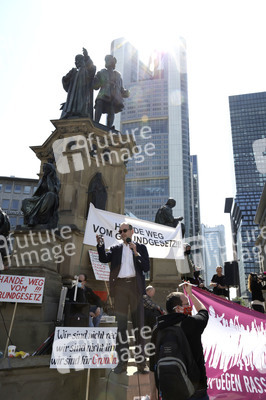 Corona-Demos in Frankfurt
