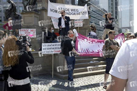 Corona-Demos in Frankfurt