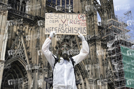 Corona-Demos in Köln