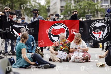 Corona-Demos in Köln